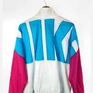 NIKE WINDBREAKER JACKET